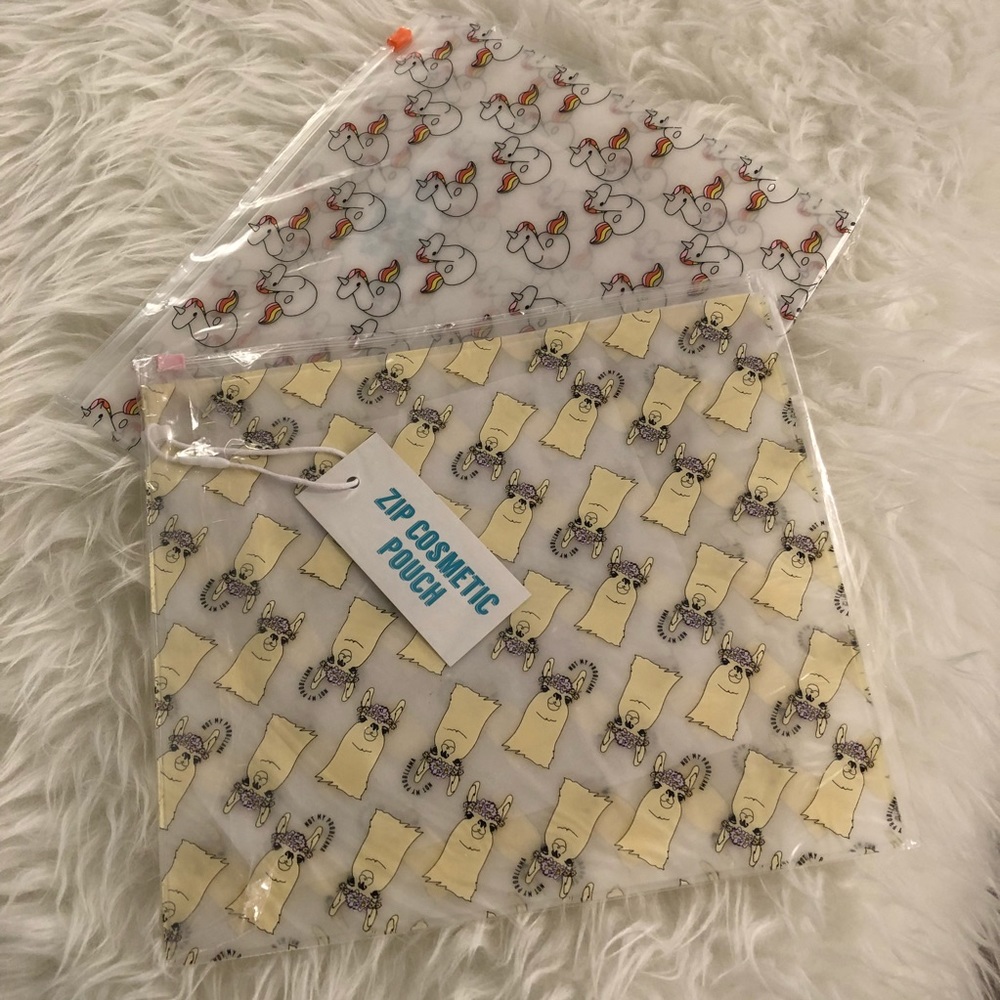 NWT AEO Printed Zip Closure Cosmetic Bags Set of 2